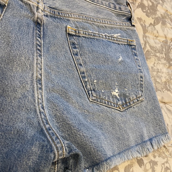 Like New Agolde Parker Shorts - Picture 9 of 16